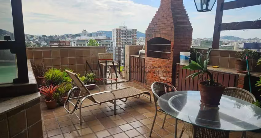 Vendo excelente cobertura 03 qtos 01 suite 02 vagastijuca-rj.