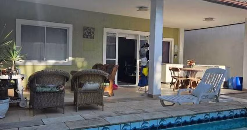 Casa Duplex em Vargem Pequena, Rio de Janeiro/RJ