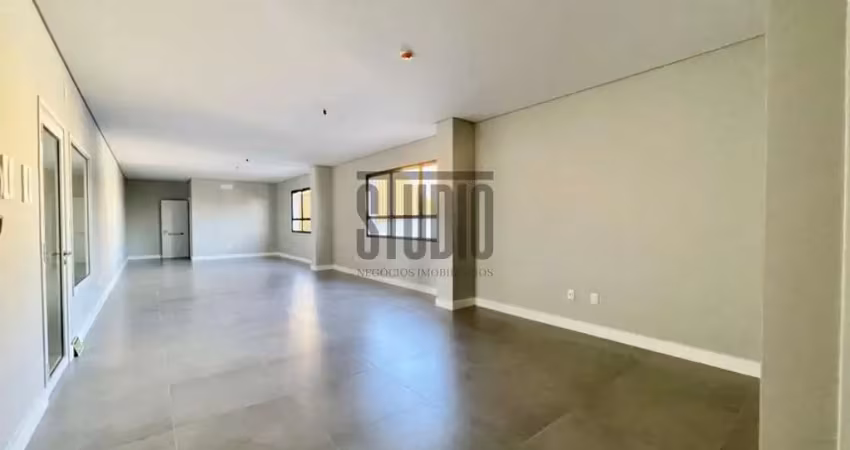 'Sala comercial para locação  no Centro de Carlos Barbosa: 2 banheiros, 84m² - locação'