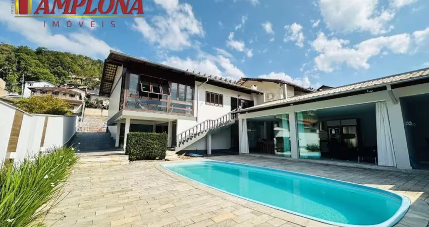 Casa com 3 quartos à venda no Tribess, Blumenau 