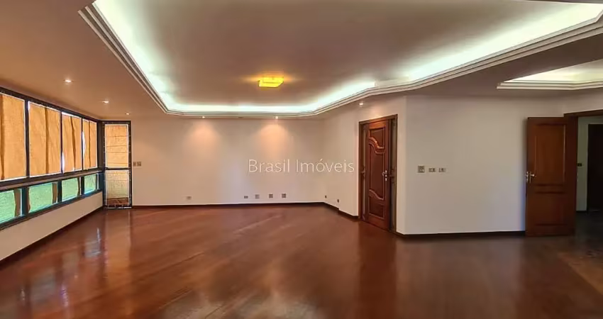 Apartamento de 05 quartos de altíssimo padrão na rio branco
