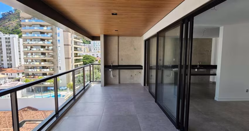 Apartamento de 04suítes com 03 vagas de garagem no Bairro Santa Helena