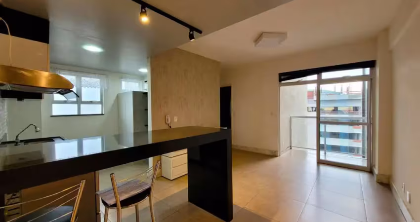 Apartamento 01 quarto e sala, com garagem no alto dos passos