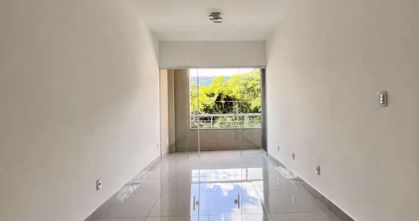 Casa com 2 quartos à venda na Rua Doutor Boanerges Barbosa de Castro, Terras Altas, Juiz de Fora