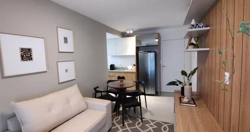 Apartamento de 02 quartos, com suíte, garagem e 02 elevadores no Bairro Granbery