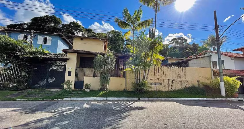 Casa com 6 quartos à venda na Rua Murilo Mendes, Granjas do Bosque, Juiz de Fora