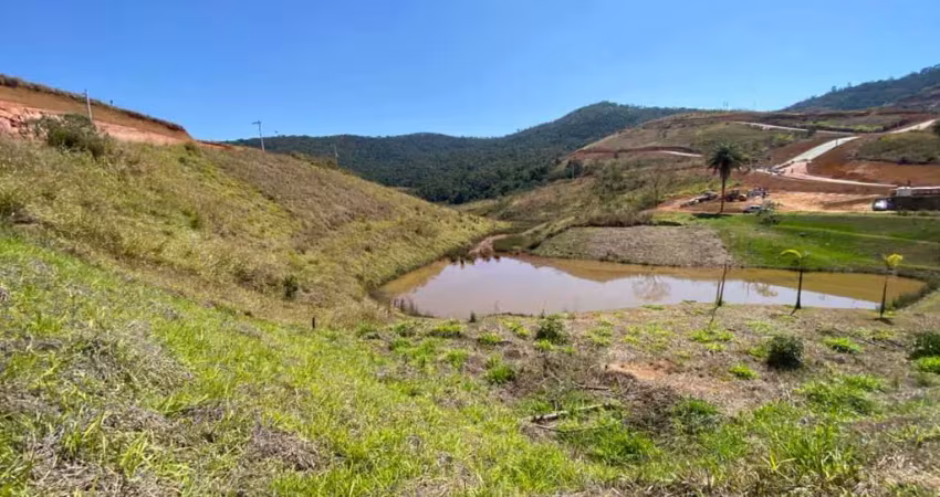 Terreno com vista para o lago e projeto aprovado no ecoville