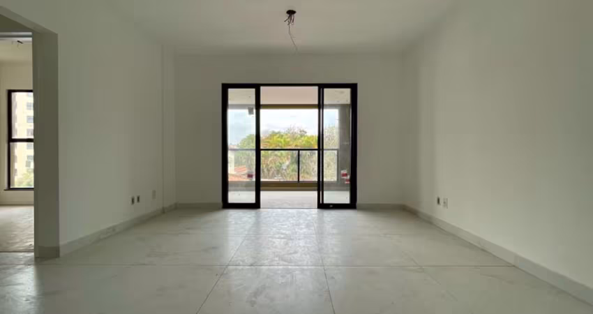 Apartamento de 02 quartos com 01 suíte e área externa - São Mateus