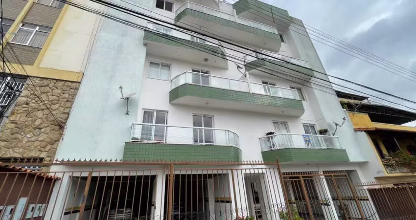 Apartamento de 02 quartos com garagem no bandeirantes