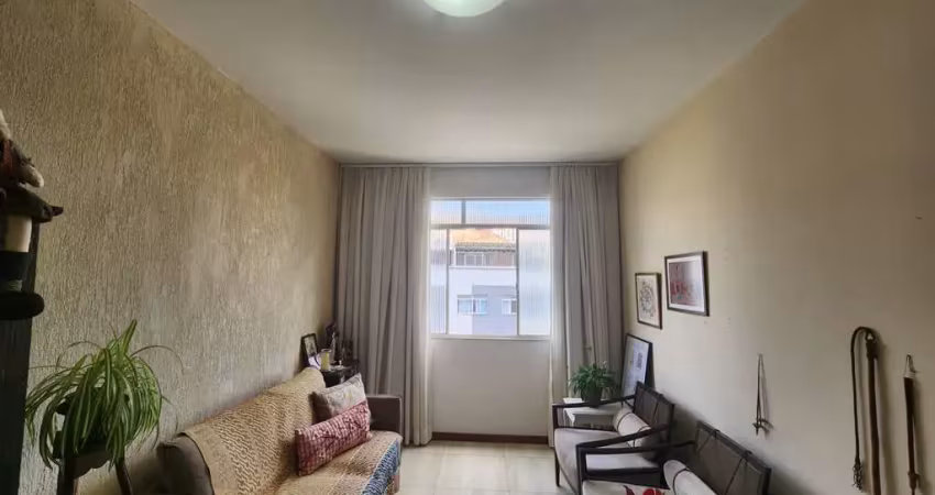 Apartamento de 02 quartos com 02 banheiros e 01 vaga de garagem no bairu