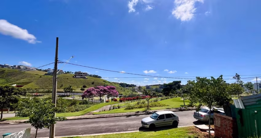 Terreno com vista livre para praça no Alphaville