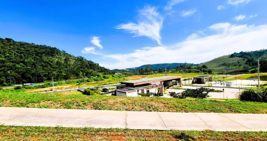 Terreno no condomínio Estrela Lago em Juiz de Fora