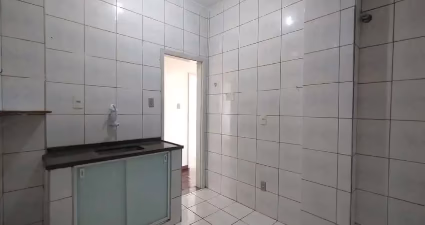 Locação - amplo apartamento para locação na rua oscar vidal com 03 quartos