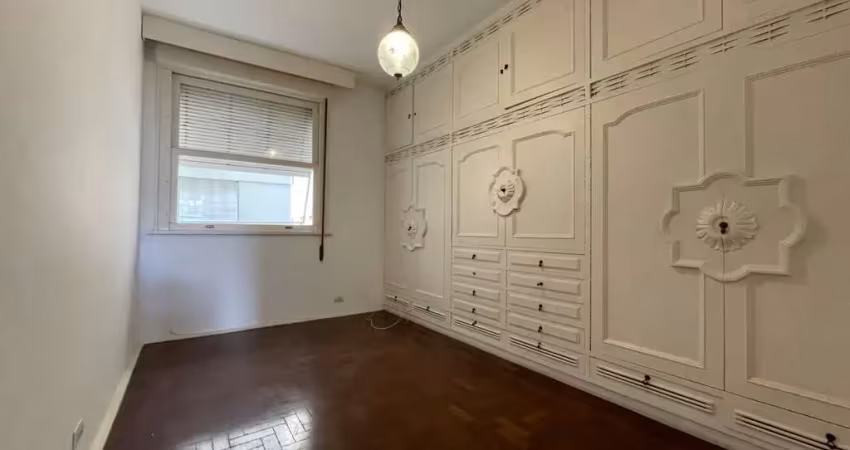 Apartamento de 03 quartos no centro