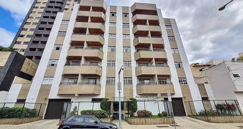Apartamento de 02 quartos com elevador e garagem no Alto dos Passos