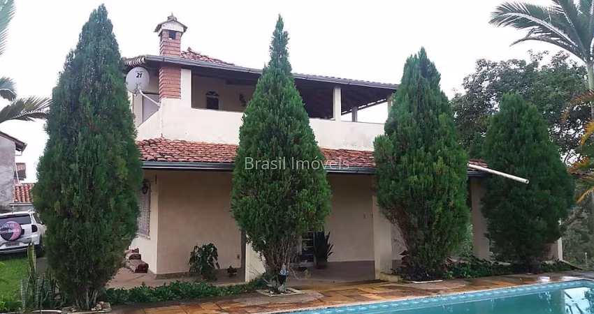 Granja de 03 quartos no Náutico