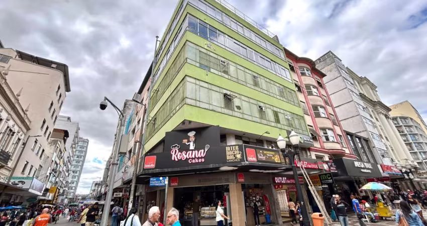 Andar comercial no coração do centro da cidade