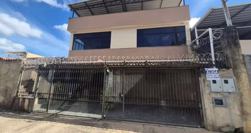 Casa Estilo Sobrado – Térreo!