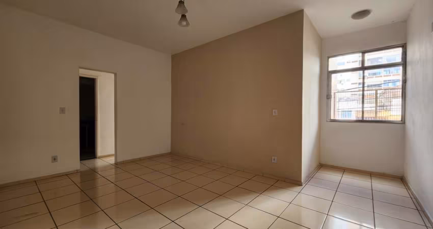 Apartamento de 03 quartos no centro Juiz de Fora