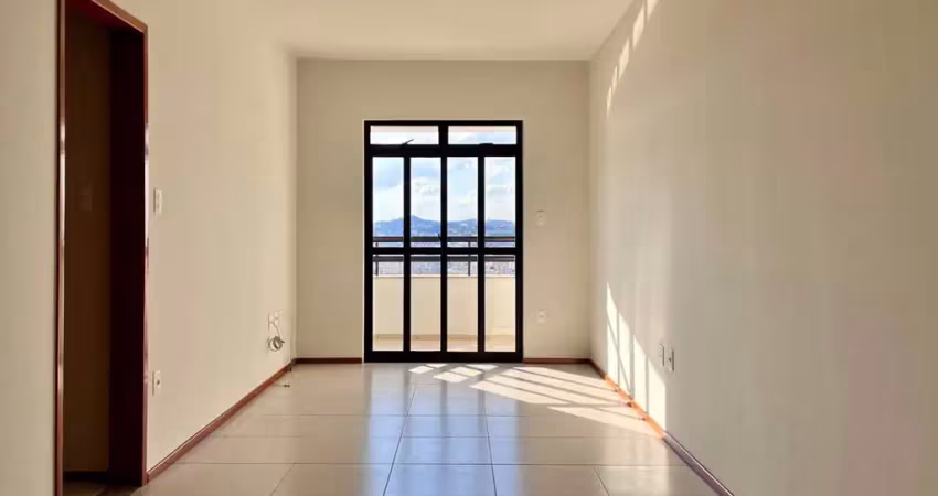 Apartamento de 03 quartos com suíte garagem e elevador no granbery