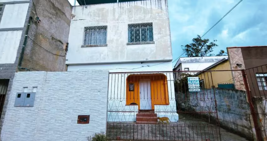 Casa com 3 quartos à venda na Rua Montezinas, Fábrica, Juiz de Fora