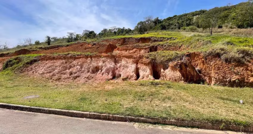 Terreno à venda – 565m² em localização nobre da cidade alta