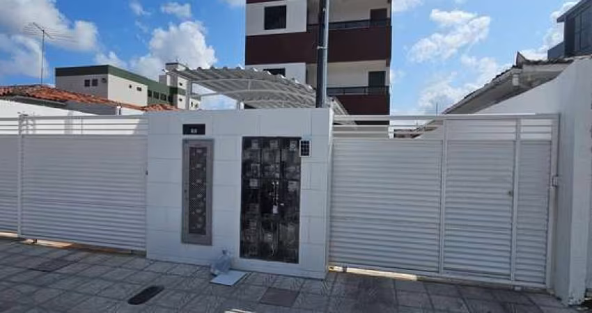 Apartamento térreo com área externa e 2 dormitórios no bairro do Cristo apenas 1.200,00!