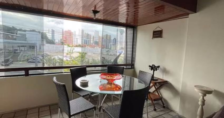 APARTAMENTO NO BAIRRO DO MIRAMAR COM 4 DORMITÓRIOS, MEDINDO 160 METROS, PRÓXIMO AO ESPAÇO GOSPEL E A 900 METROS DA PRAIA DE TAMBAÚ, APENAS 499 MIL!