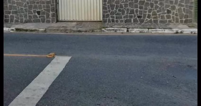 CASA COM 3 QUARTOS NO BAIRRO DO CRISTO, COM TERRENO MEDINDO 10X30, PRÓXIMO AO CAIS DO CRISTO, POR APENAS R$ 350.000,00!