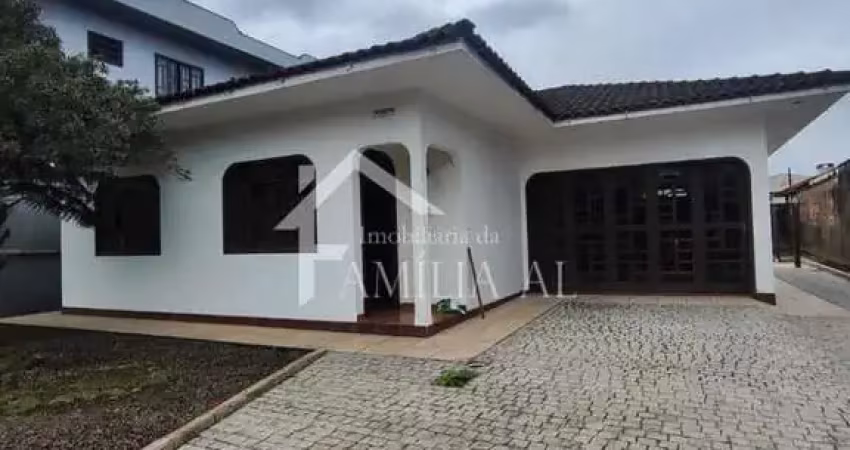 Casa com 2 quartos à venda no Iririú, Joinville 