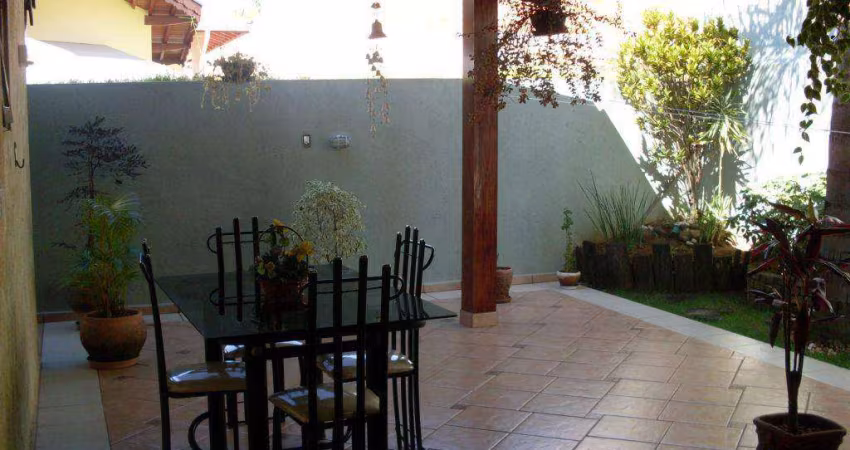 Casa com 3 dormitórios à venda, 280 m² por R$ 1.290.000,00 - Condomínio Residencial Terras do Oriente - Valinhos/SP