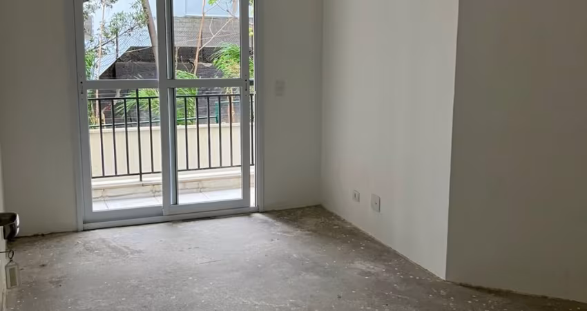 APARTAMENTO COM VARANDA EM SANTANA