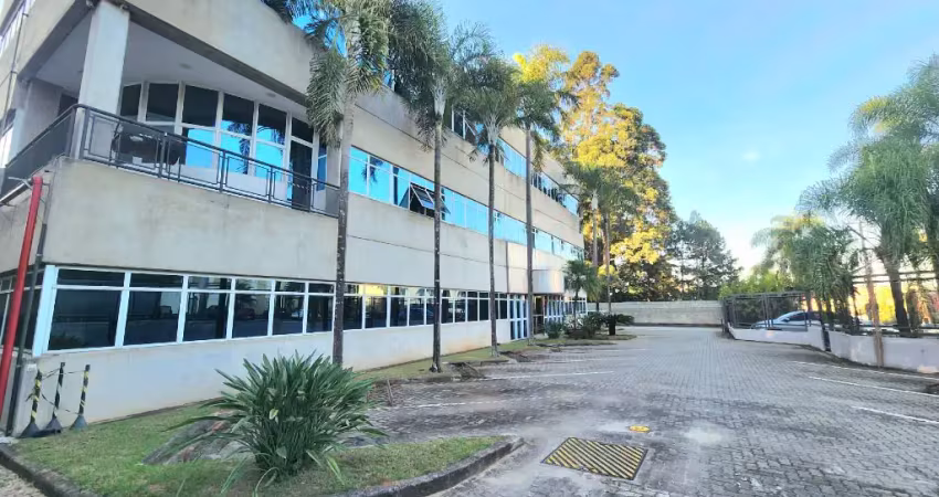 Galpão comercial e industrial para venda em Alphaville