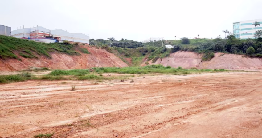 Área Industrial com 19684m² sendo 11550m2 de Platô pronto, em Araçariguama