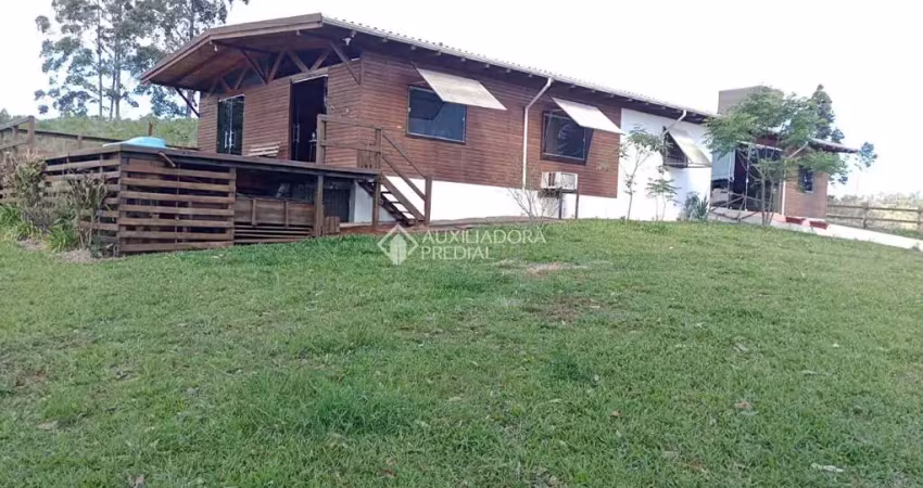 Casa com 3 quartos à venda na Linha Padre Vieira II, 536, Morro da Borússia, Osório