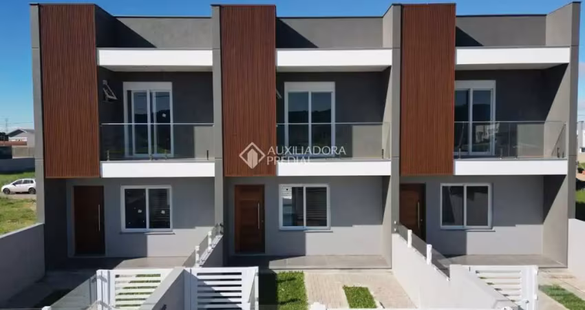 Casa com 2 quartos à venda na Lateral, 1234, Bosque do Albatroz, Osório