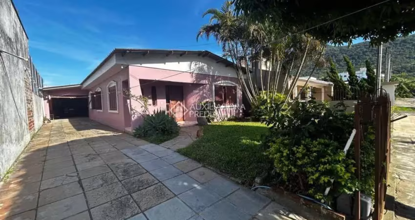 Casa com 4 quartos à venda na Marechal Deodoro, 150, Centro, Osório
