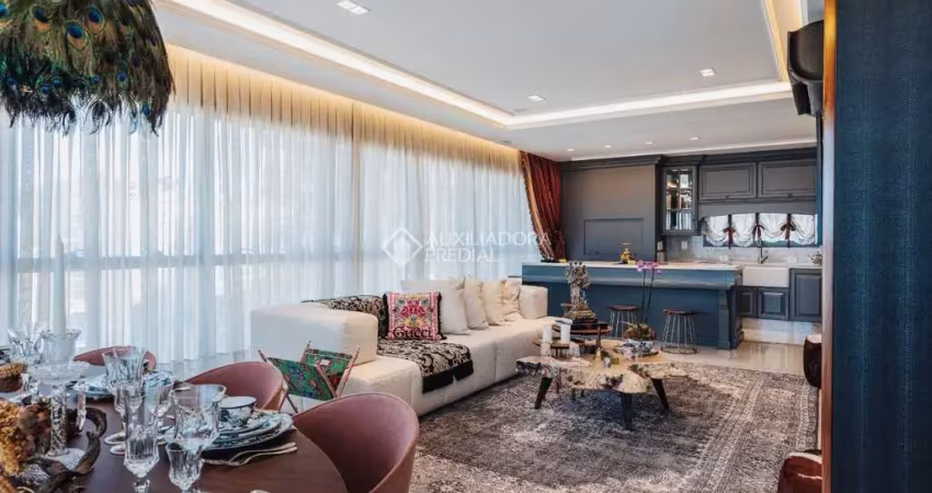 Apartamento com 4 quartos à venda na Rua 315, 38, Meia Praia, Itapema