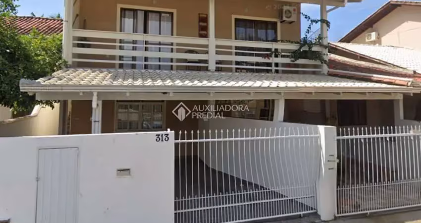 Apartamento com 2 quartos à venda na Rua 708, 313, Varzea, Itapema