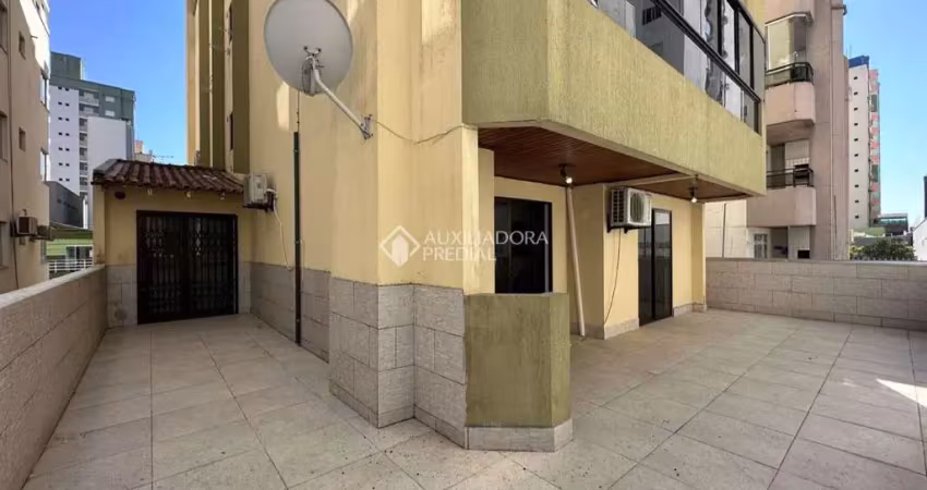 Apartamento com 2 quartos à venda na Rua 218, 175, Meia Praia, Itapema