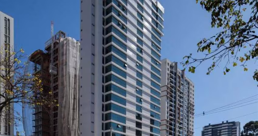 Apartamento para Venda em Curitiba, Cabral, 3 dormitórios, 3 suítes, 5 banheiros, 2 vagas
