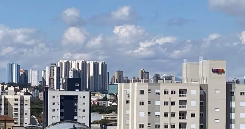 Cobertura ensolarada no rebouças – excelente localização!