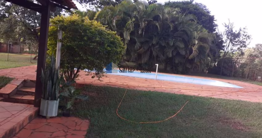 Chácara para Venda em Cidade Ocidental, Quintas Itapuã, 5 dormitórios, 1 suíte, 4 banheiros, 2 vagas