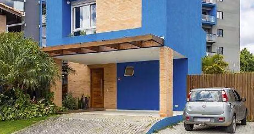 Casa em Condominio Fechado Bairro Campo Comprido