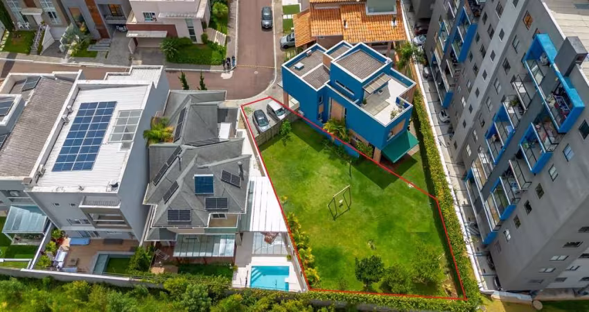Terreno em condominio Bairro Campo Comprido