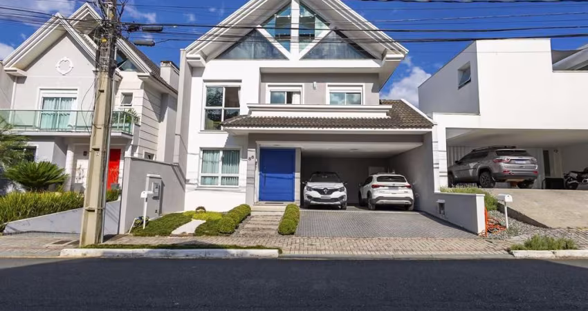 Casa de alto padrão em condomínio, aceita permuta!
