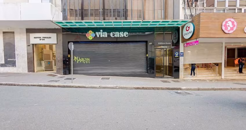 Conjunto Comercial no Centro