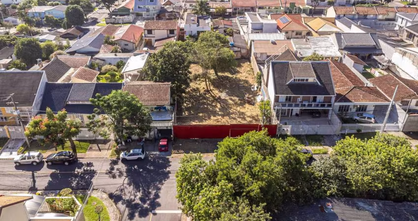 Terreno à Venda em Novo Mundo - Curitiba/PR