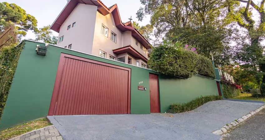 Casa Parque Barigui com Quintal