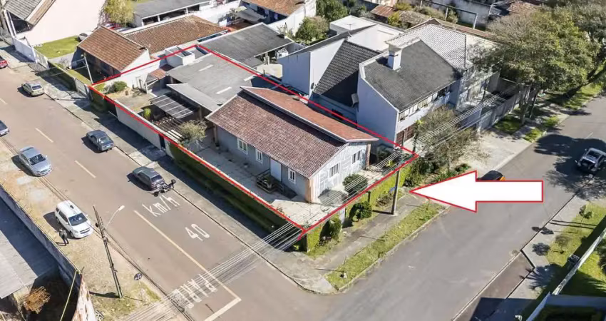 Terreno de esquina no bairro portão – excelente oportunidade para construtores!
